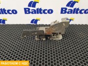 Замок двери правый